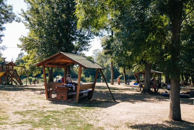 Bed and Breakfast Jezero Laminci Bosanska Gradiska Esterno foto
